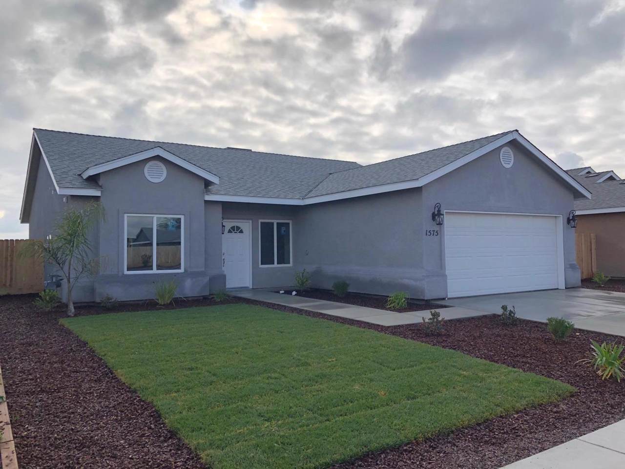 1575 Sonora Avenue - Photo 1