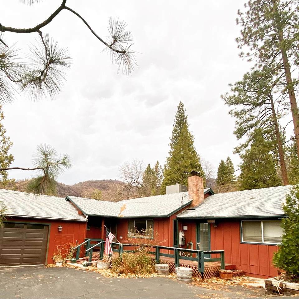 1240 Highway 190 - Photo 1