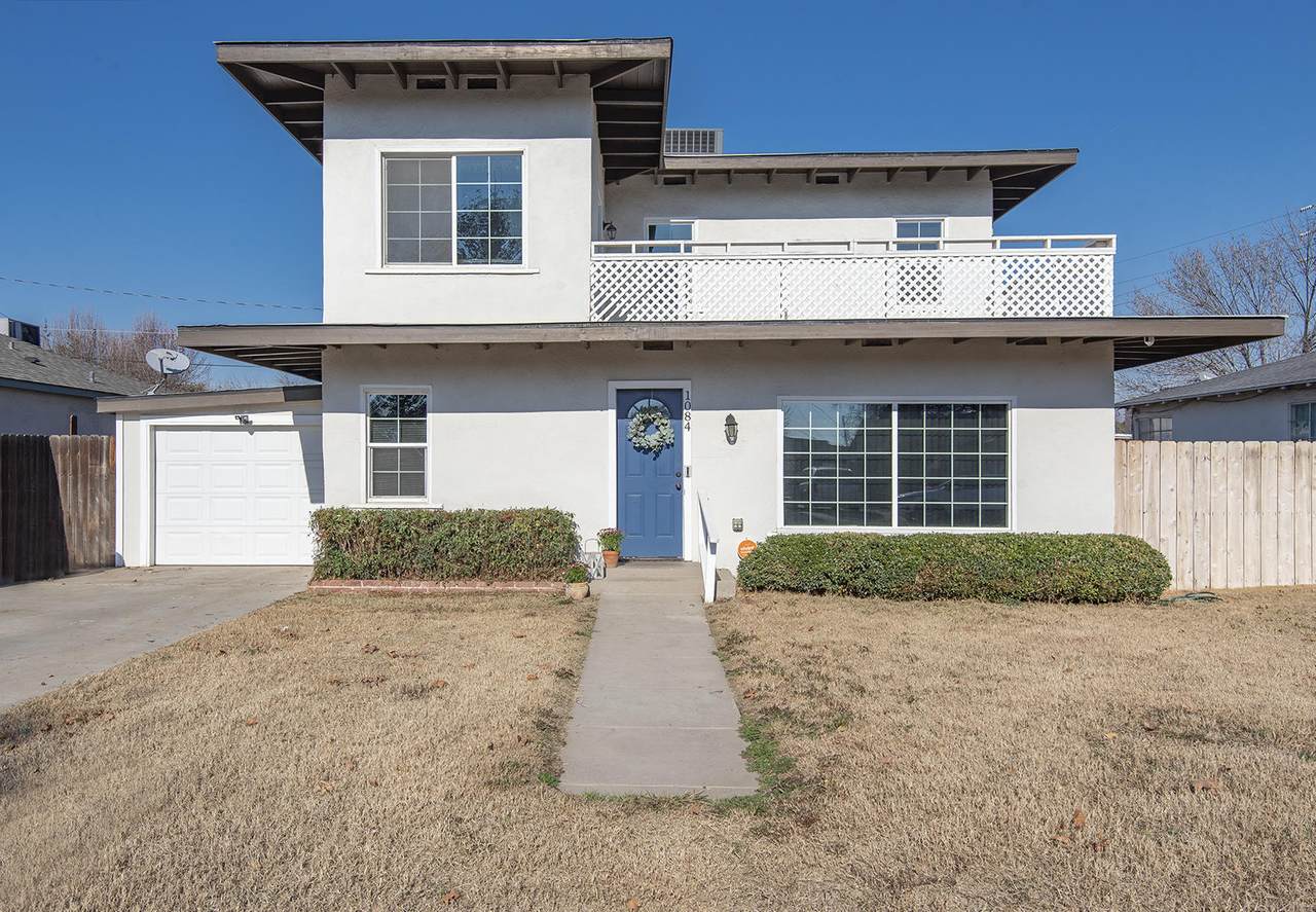 1084 Academy Avenue - Photo 1