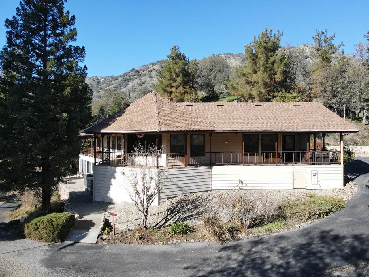 44445 Dinely Dr Drive - Photo 1