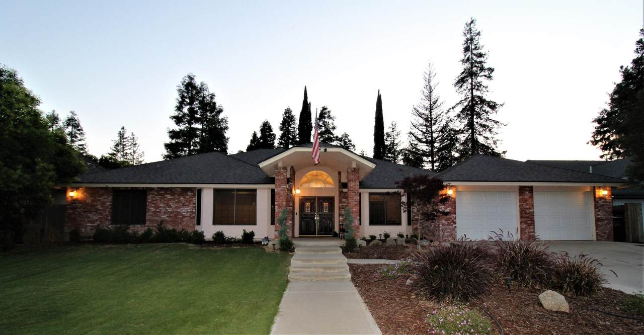 1833 Tamarack Street - Photo 1