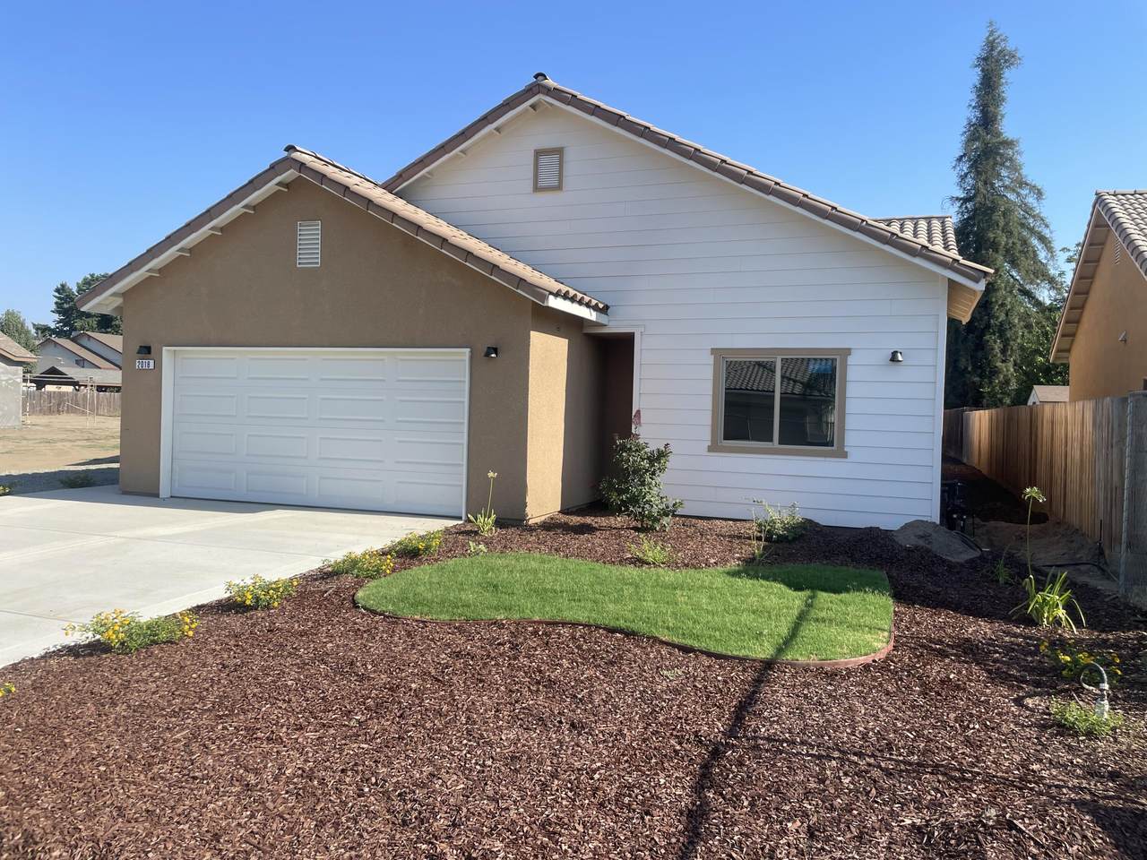 2018 Seeger Avenue - Photo 1