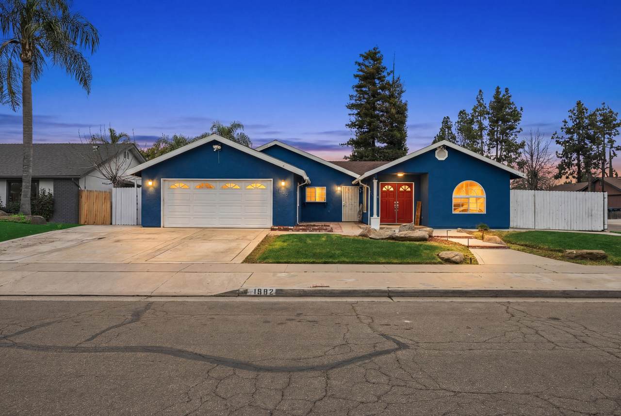 1582 Ben Franklin Avenue - Photo 1