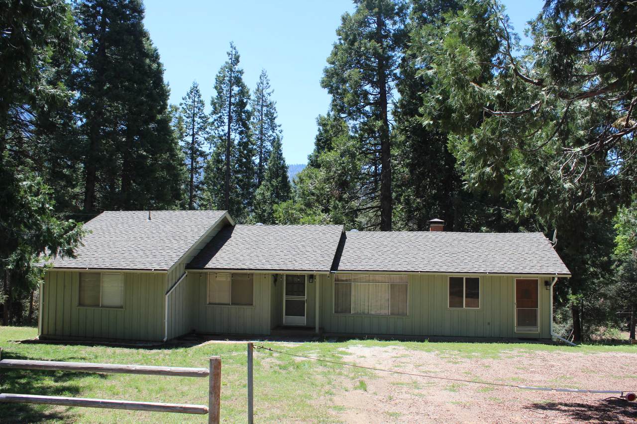 1771 James Drive - Photo 1