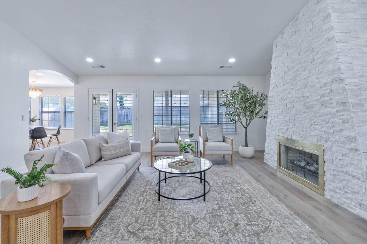 3711 Victor Avenue - Photo 1
