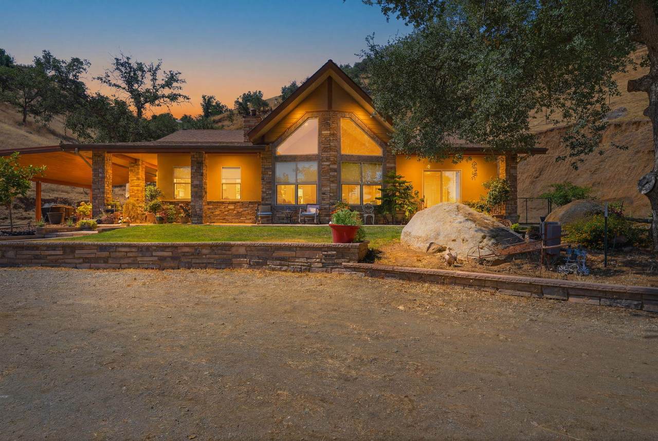 31161 Meadowlark Lane - Photo 1