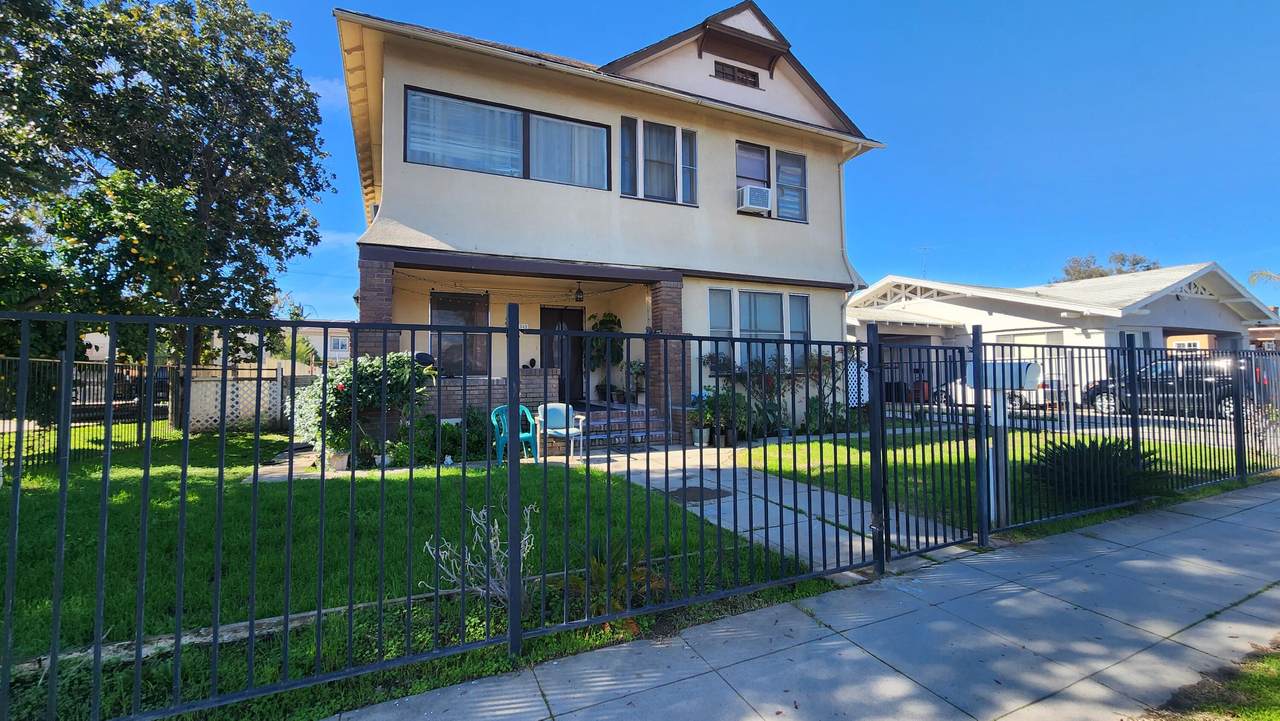 333 L Street - Photo 1