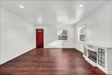 1015 Hall Avenue - Photo 9