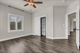 1684 Berkshire Lane - Photo 36
