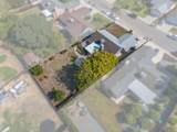 1041 Greenfield Drive - Photo 9
