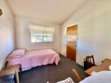 550 Black Oak Avenue - Photo 15