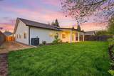 1370 Meadow Avenue - Photo 58
