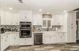 7010 Frankwood Avenue - Photo 16