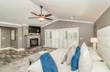 7010 Frankwood Avenue - Photo 19