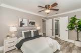 7010 Frankwood Avenue - Photo 28
