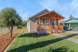 838 Harold Avenue - Photo 3