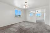 594 Front - Photo 11
