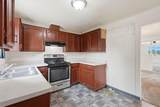 594 Front - Photo 13