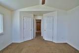 950 Geneva Drive - Photo 31