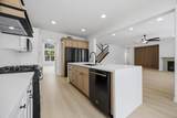 2536 Stewart Avenue - Photo 38