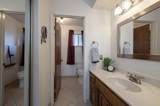 2554 Tulare Avenue - Photo 24