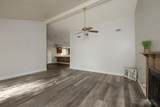 2554 Tulare Avenue - Photo 9