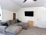 331 Lotas Street - Photo 36
