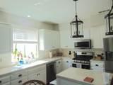 5618 Babcock Avenue - Photo 5