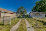 16667 Avenue 168 - Photo 2