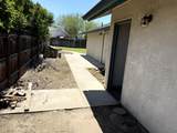 1923 Sandalwood Avenue - Photo 19