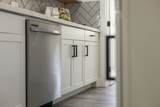 1511 Crestview Street - Photo 15