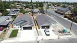 2100 Bell Avenue - Photo 3