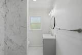 35 Howland Street - Photo 15