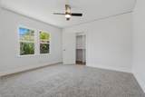 35 Howland Street - Photo 17