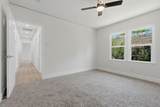 35 Howland Street - Photo 18
