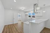 35 Howland Street - Photo 7