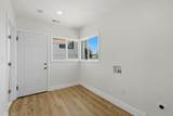 35 Howland Street - Photo 8