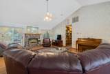 1843 Oakhurst Court - Photo 15
