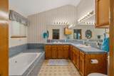 1843 Oakhurst Court - Photo 42