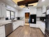 2560 Chestnut Street - Photo 16