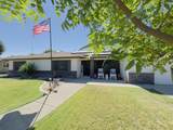 2560 Chestnut Street - Photo 2