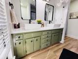 2560 Chestnut Street - Photo 44