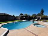2560 Chestnut Street - Photo 70