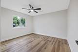 215 Lombardy Lane - Photo 16