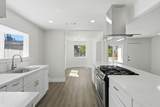 2225 Lamona Avenue - Photo 32
