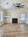 996 Petunia Street - Photo 3