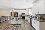 301 Oakland Street - Photo 8