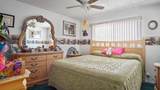 221 Beverly Street - Photo 11