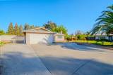 437 Oakridge Court - Photo 3