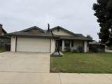 1923 Sandalwood Avenue - Photo 2